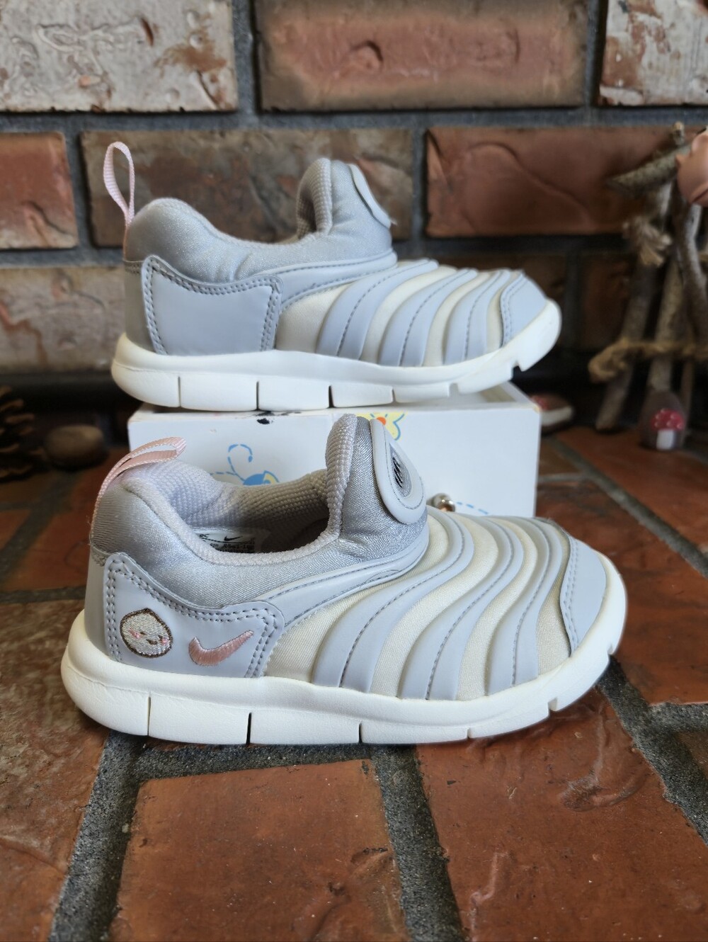 NikeDynamoFree SE TD Kids Slip-On Sneakers